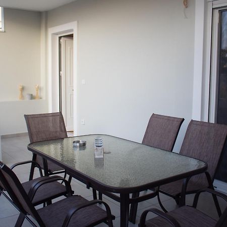 Giakost Apartments V Near Airport 아르테미다 외부 사진