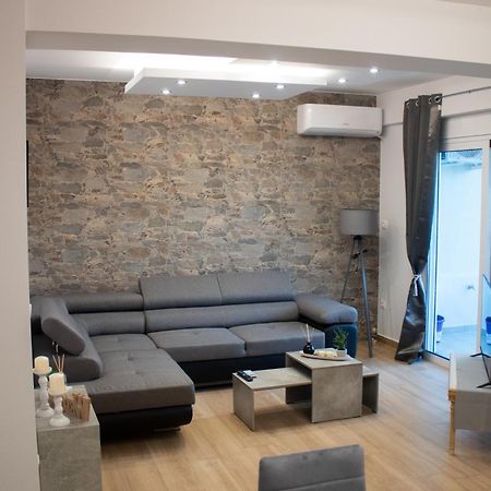 Giakost Apartments V Near Airport 아르테미다 외부 사진