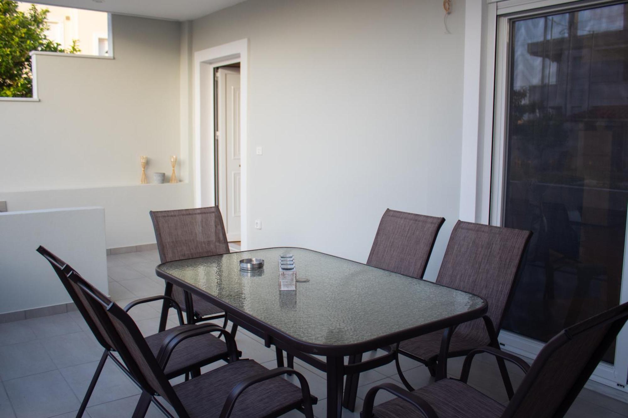 Giakost Apartments V Near Airport 아르테미다 외부 사진