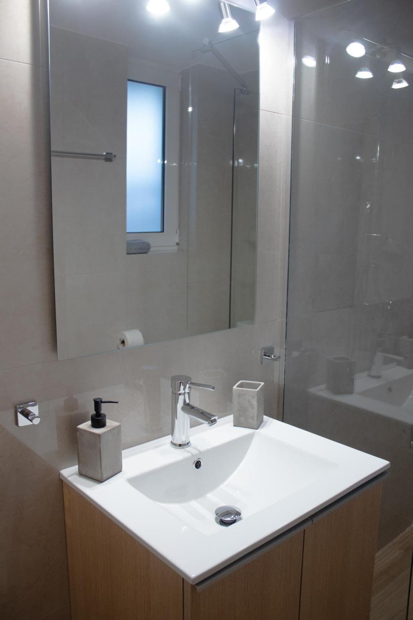 Giakost Apartments V Near Airport 아르테미다 외부 사진