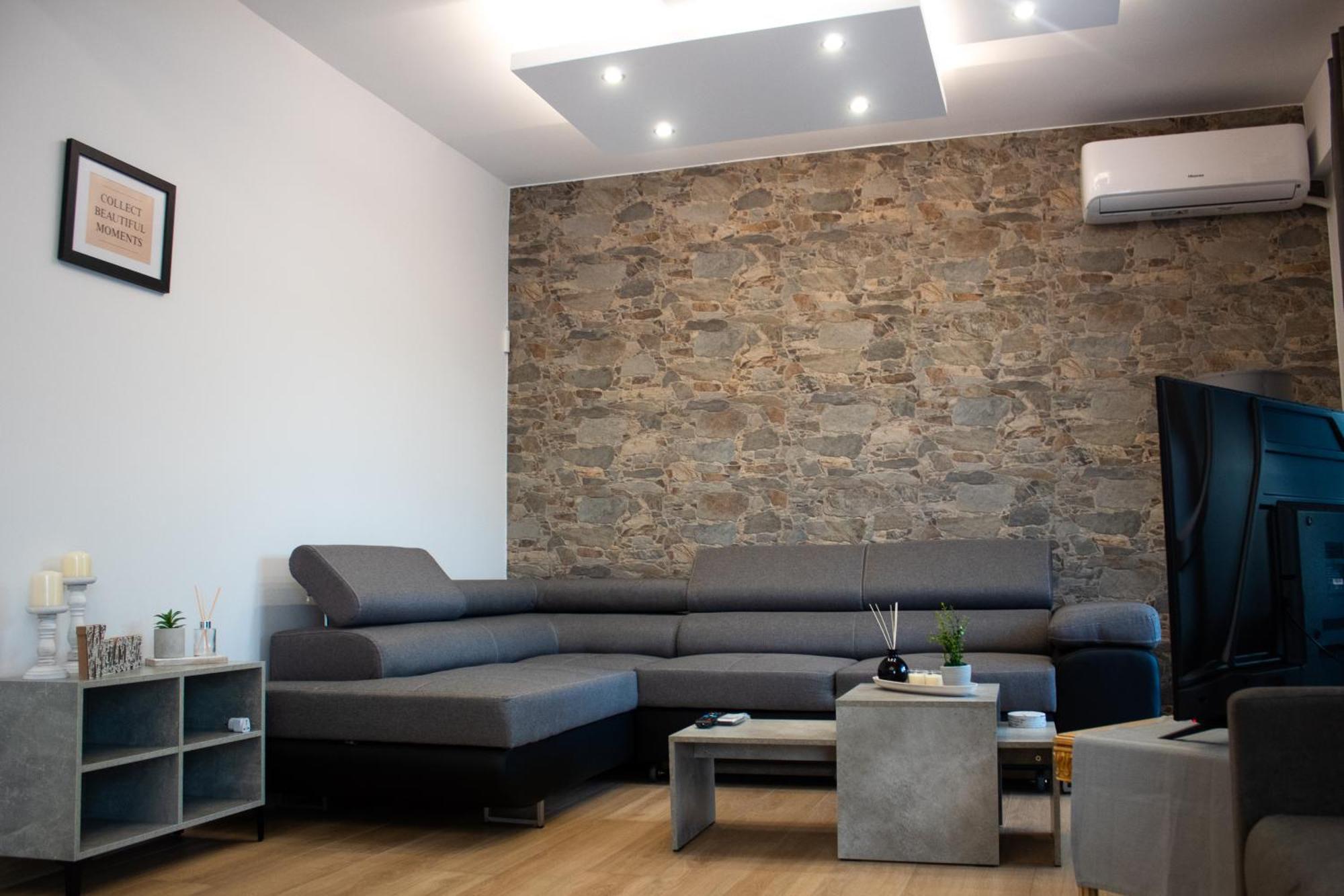 Giakost Apartments V Near Airport 아르테미다 외부 사진