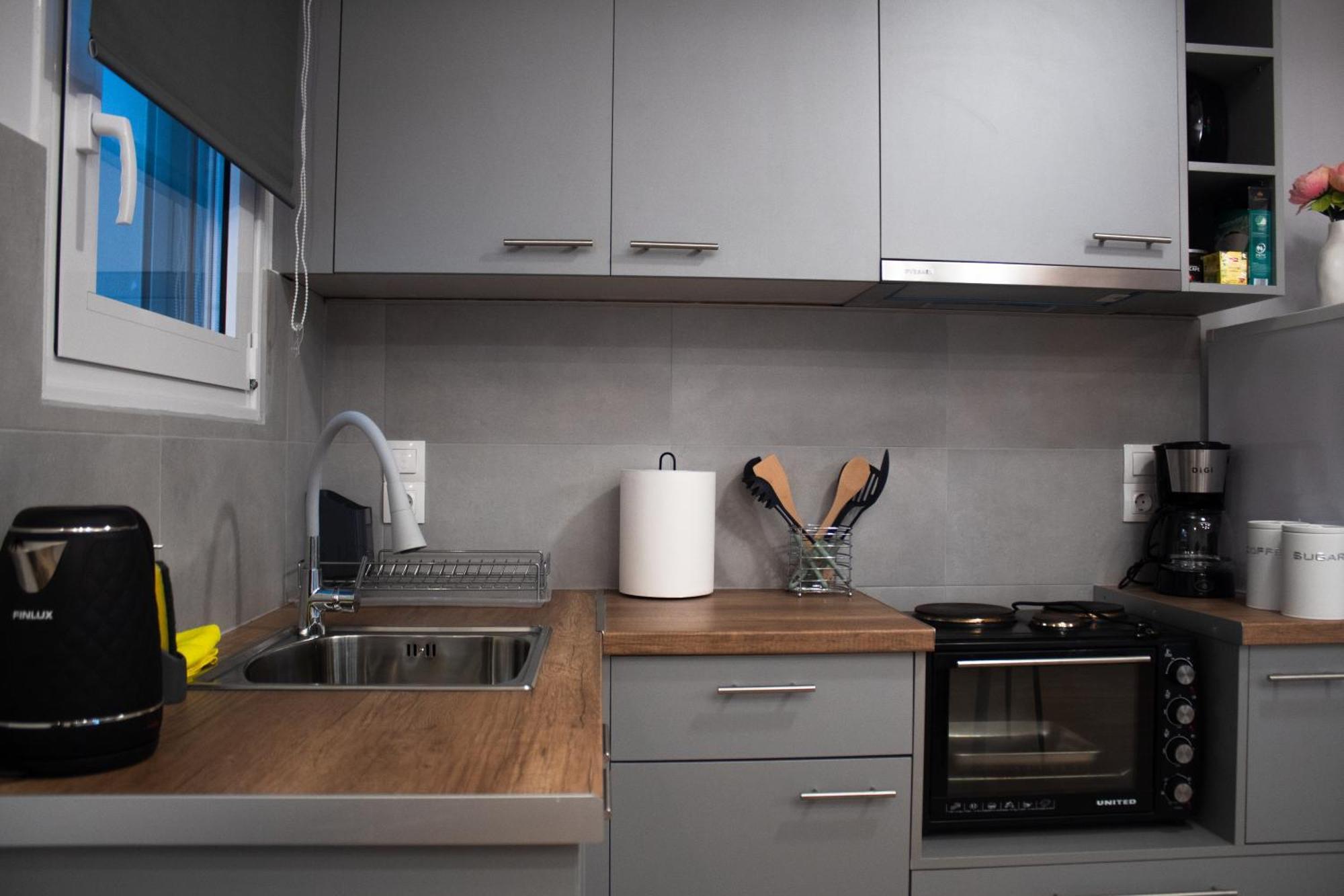 Giakost Apartments V Near Airport 아르테미다 외부 사진