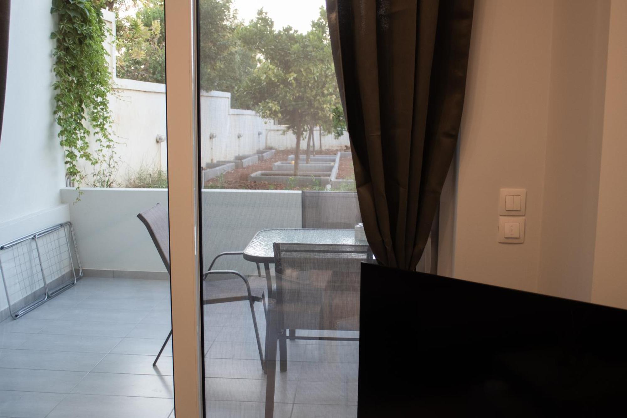 Giakost Apartments V Near Airport 아르테미다 외부 사진